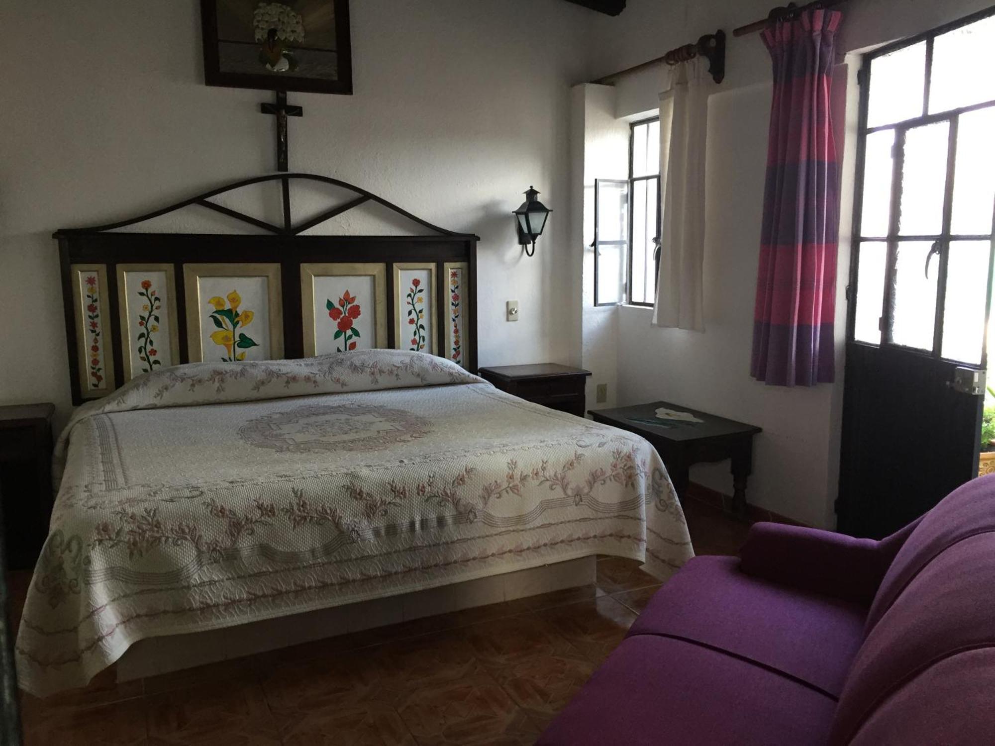 Margarita Hotel Bandita エクステリア 写真